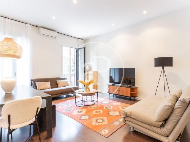 Piso de alto standing de 103 m2 en alquiler en Barcelona, España