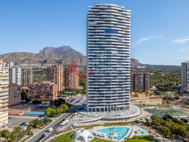 Piso de alto standing de 103 m2 en venta en Benidorm, España