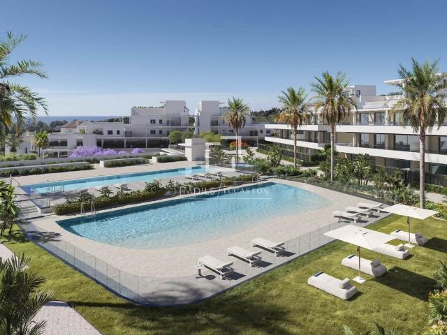 Piso de alto standing de 103 m2 en venta en Estepona, Andalucía