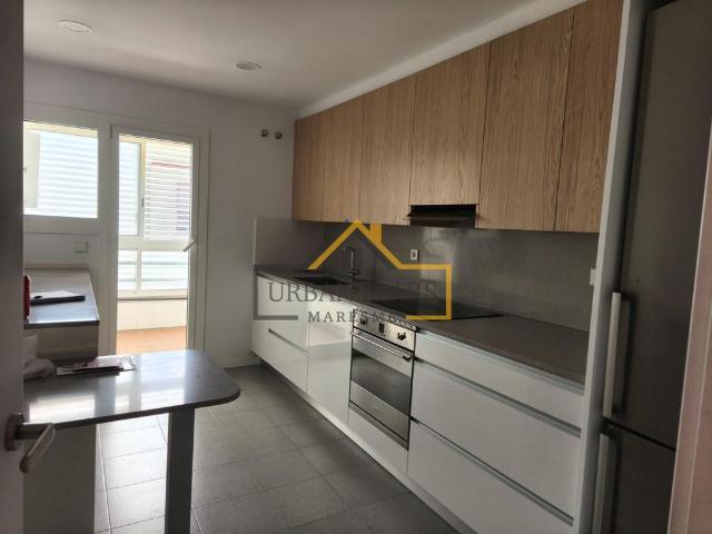 Piso de alto standing de 114 m2 en venta en Barcelona, España