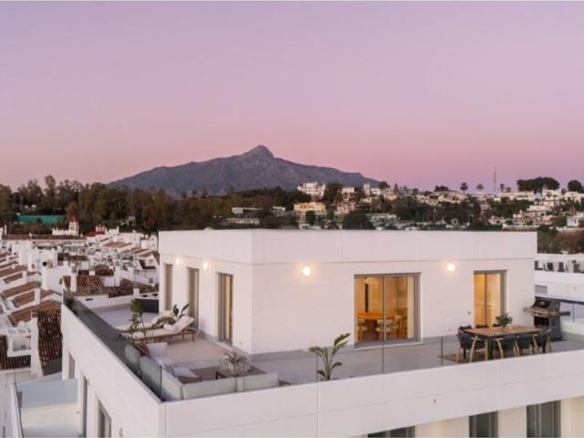 Piso de alto standing de 116 m2 en Rodeo Alto Guadaiza La Campana, Marbella, Málaga, Andalucía