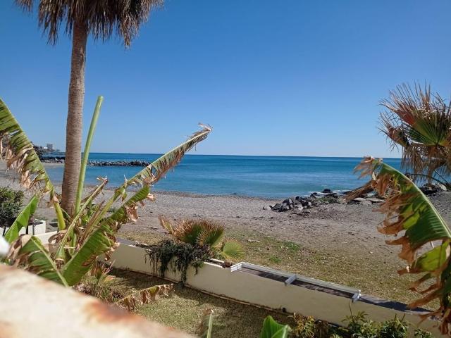 Piso de alto standing de 117 m2 en venta en Benalmádena, España