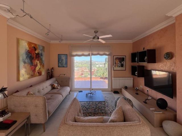Piso de alto standing de 118 m2 en venta en Mijas, España