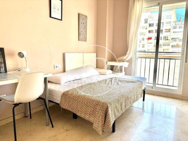 Piso de alto standing de 110 m2 en alquiler en Valencia, Comunidad Valenciana