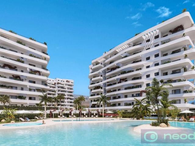 Piso de alto standing de 112 m2 en venta en Alicante, España