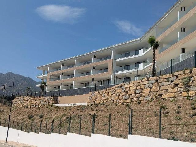 Piso de alto standing de 112 m2 en venta en Fuengirola, Andalucía