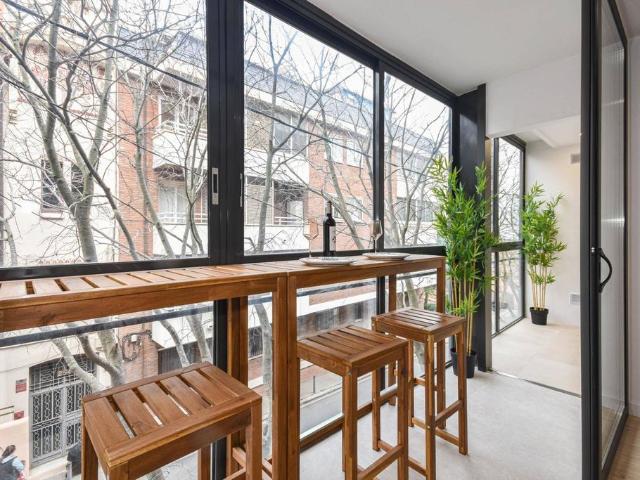 Piso de alto standing de 113 m2 en venta en Barcelona, España