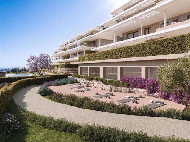Piso de alto standing de 124 m2 en venta en Estepona, Andalucía
