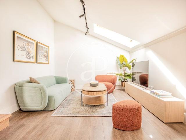 Piso de alto standing de 125 m2 en alquiler en Madrid, Comunidad de Madrid