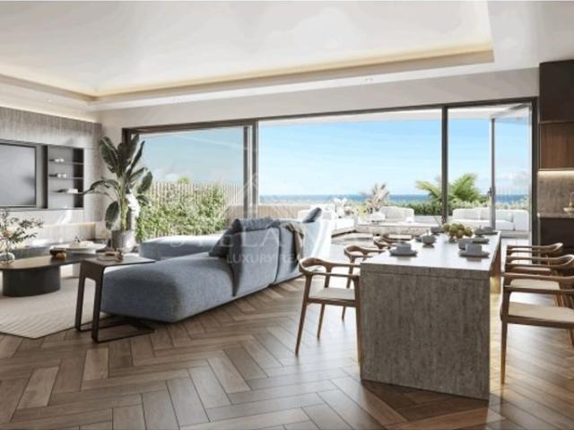 Piso de alto standing de 110 m2 en venta en Nerja, Andalucía