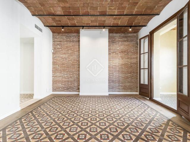 Piso de alto standing de 126 m2 en venta en Barcelona, Cataluña