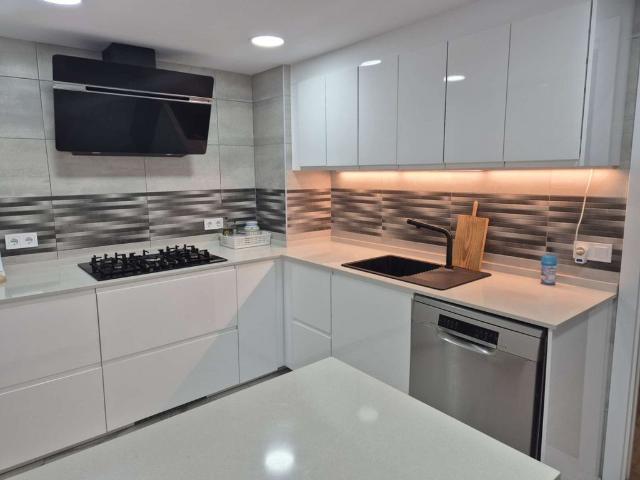 Piso de alto standing de 127 m2 en alquiler en Valencia, Comunidad Valenciana