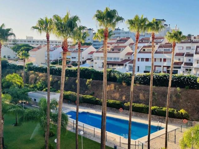 Piso de alto standing de 128 m2 en venta en Fuengirola, España