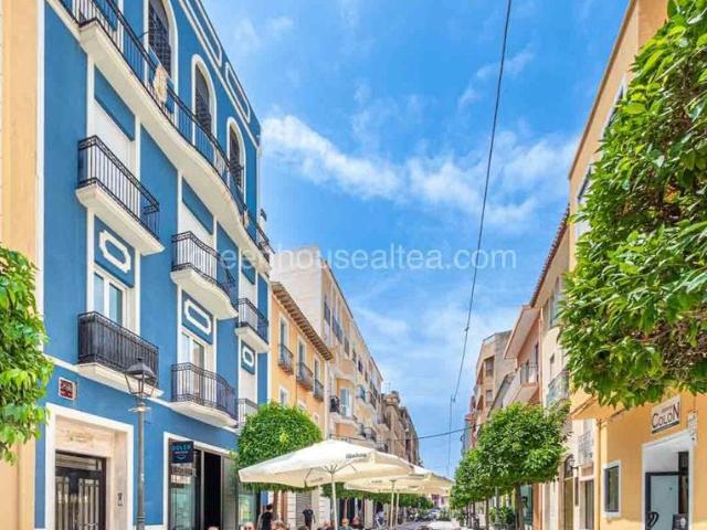 Piso de alto standing de 128 m2 en venta en Villajoyosa, España