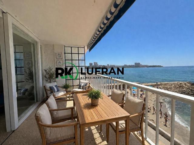 Piso de alto standing de 129 m2 en venta en Alicante, España