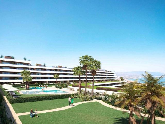 Piso de alto standing de 120 m2 en venta en Manilva, España