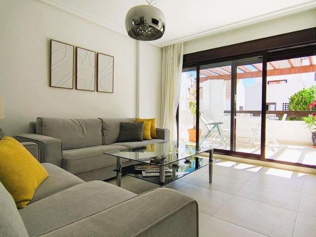 Piso de alto standing de 120 m2 en venta en Marbella, España