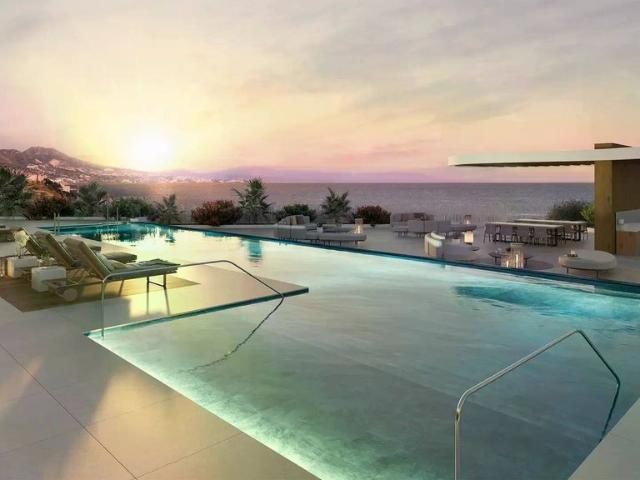 Piso de alto standing de 120 m2 en venta en Mijas Costa, España
