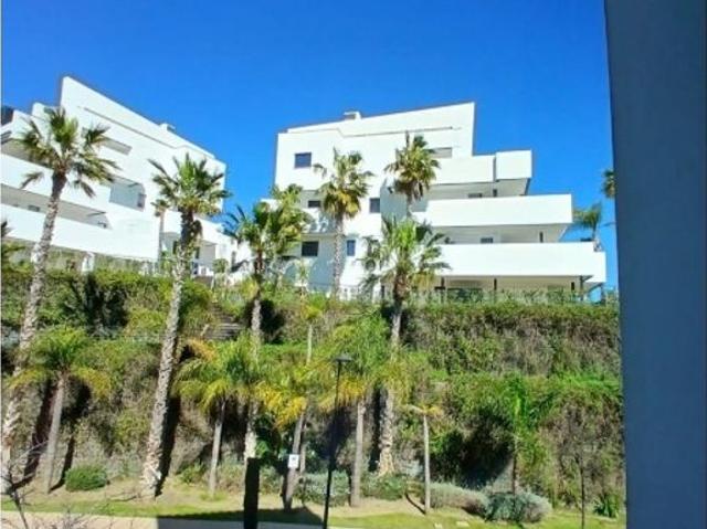 Piso de alto standing de 120 m2 en venta en Estepona, España