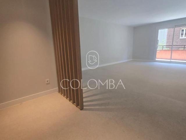 Piso de alto standing de 121 m2 en alquiler en Madrid, España