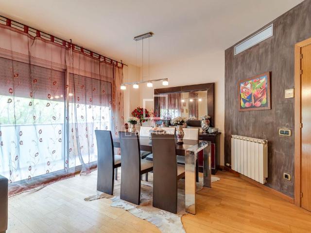 Piso de alto standing de 122 m2 en venta en Barcelona, Cataluña