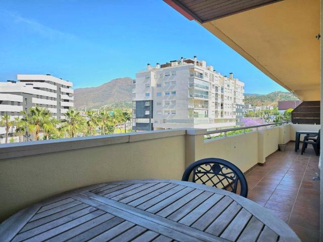 Piso de alto standing de 122 m2 en venta en Estepona, España