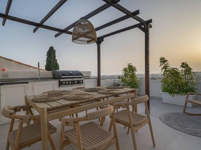Piso de alto standing de 123 m2 en venta en Marbella, Andalucía
