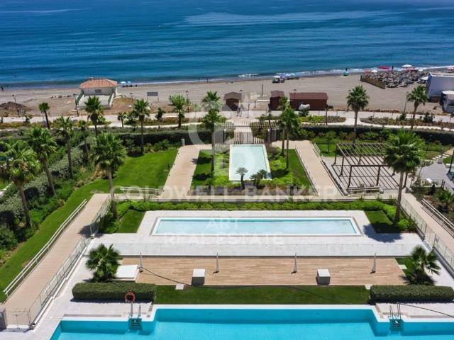 Piso de alto standing de 135 m2 en venta en Estepona, Andalucía