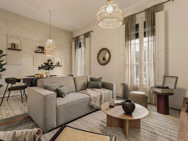 Piso de alto standing de 136 m2 en alquiler en Barcelona, Cataluña