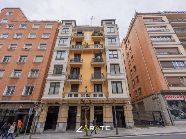 Piso de alto standing de 136 m2 en venta en Bilbao, País Vasco