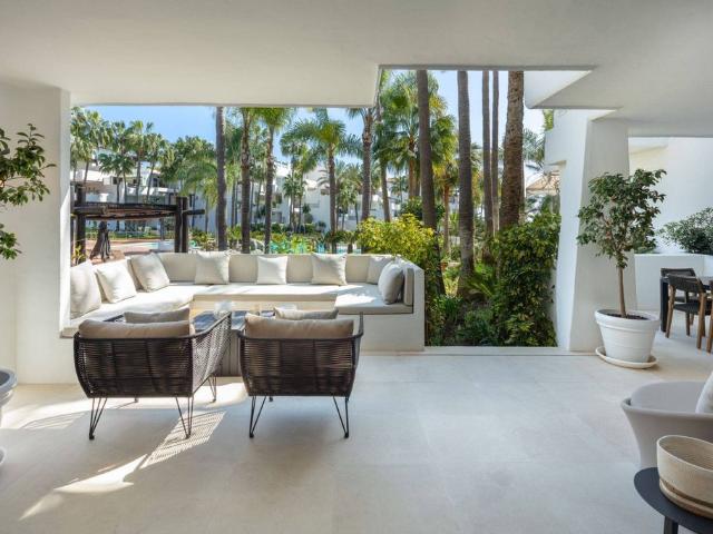 Piso de alto standing de 138 m2 en venta en Marbella, España
