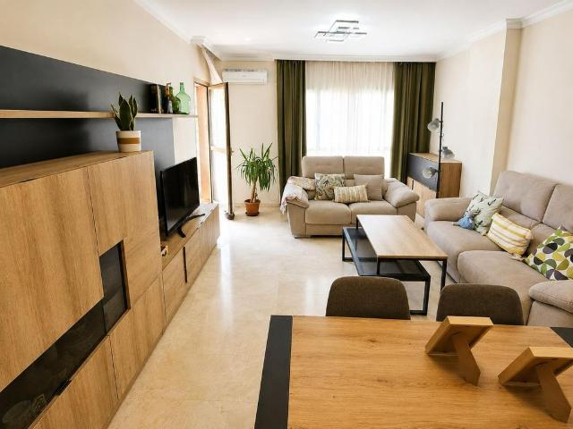 Piso de alto standing de 139 m2 en venta en Málaga, España