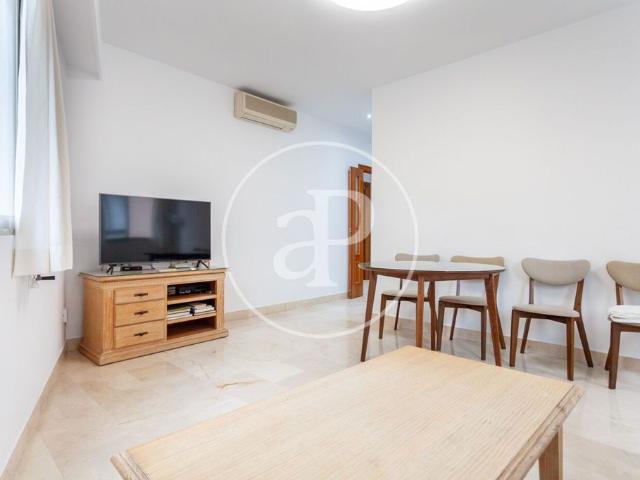 Piso de alto standing de 131 m2 en alquiler en Valencia, España