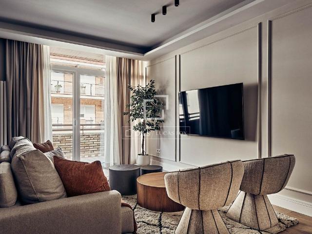 Piso de alto standing de 131 m2 en venta en Madrid, España