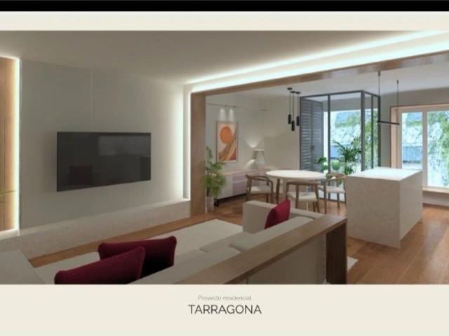 Piso de alto standing de 131 m2 en venta en Tarragona, Cataluña