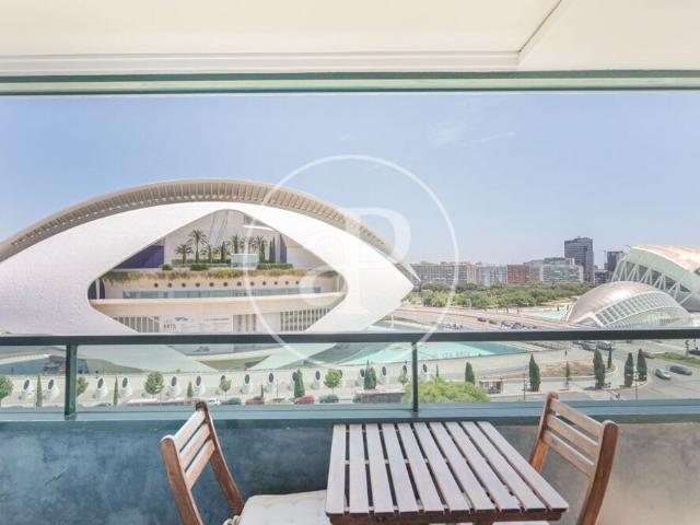 Piso de alto standing de 131 m2 en venta en Valencia, España