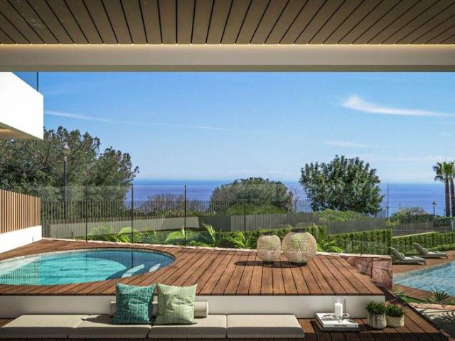 Piso de alto standing de 133 m2 en venta en Marbella, Andalucía