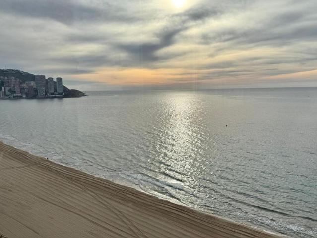 Piso de alto standing de 144 m2 en venta en Benidorm, España