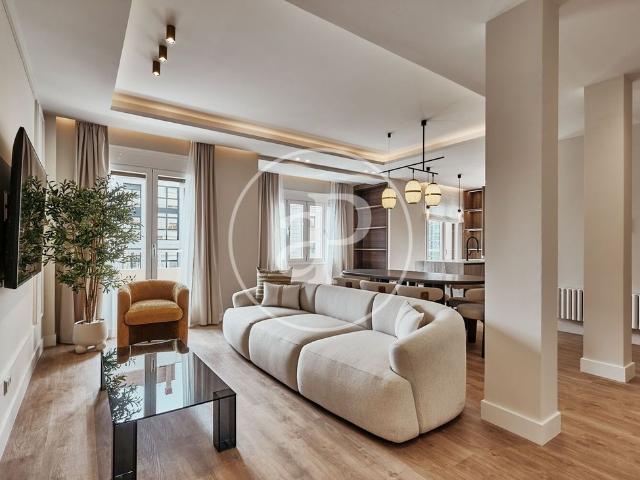 Piso de alto standing de 146 m2 en venta en Madrid, Comunidad de Madrid