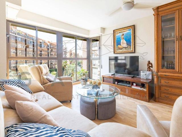 Piso de alto standing de 146 m2 en venta en Valencia, Comunidad Valenciana