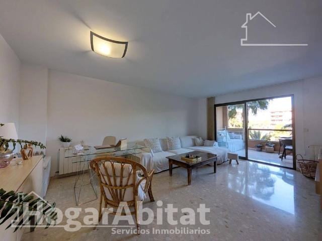 Piso de alto standing de 147 m2 en venta en Alicante, Comunidad Valenciana