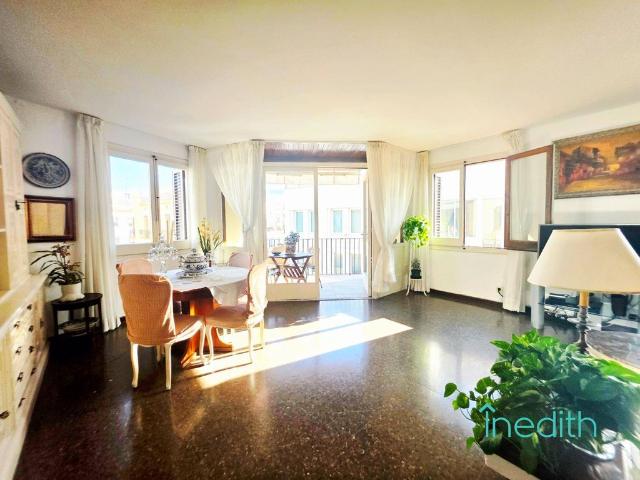 Piso de alto standing de 148 m2 en venta en Sitges, Cataluña
