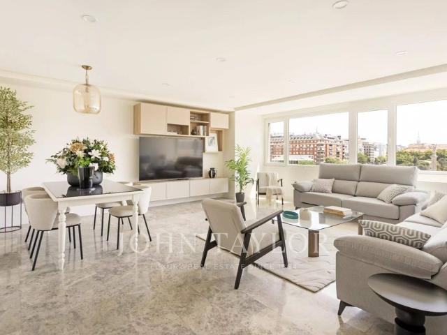Piso de alto standing de 141 m2 en alquiler en Madrid, Comunidad de Madrid