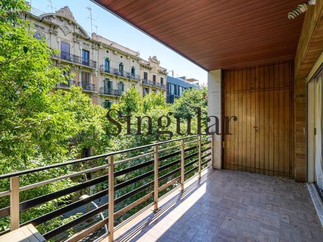 Piso de alto standing de 154 m2 en venta en Barcelona, Cataluña