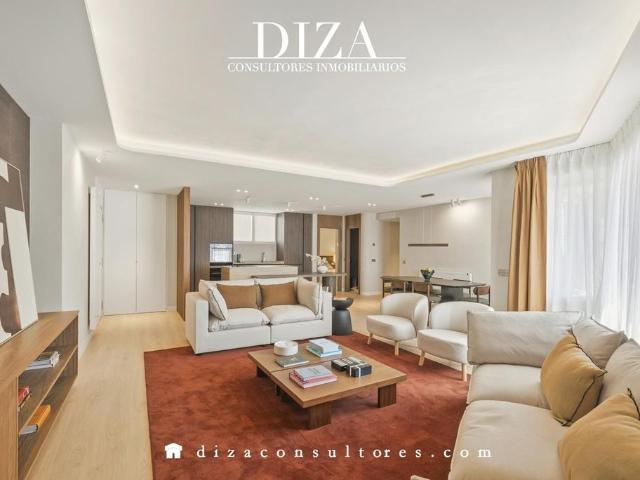 Piso de alto standing de 155 m2 en venta en Madrid, Comunidad de Madrid