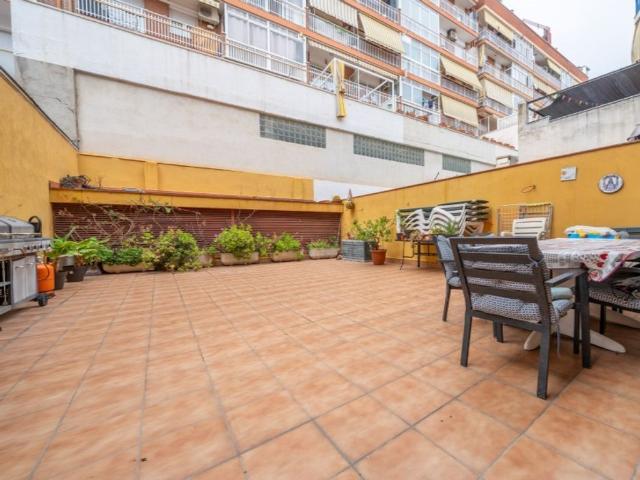 Piso de alto standing de 155 m2 en venta en Badalona, Cataluña