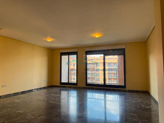 Piso de alto standing de 157 m2 en alquiler en Valencia, Comunidad Valenciana
