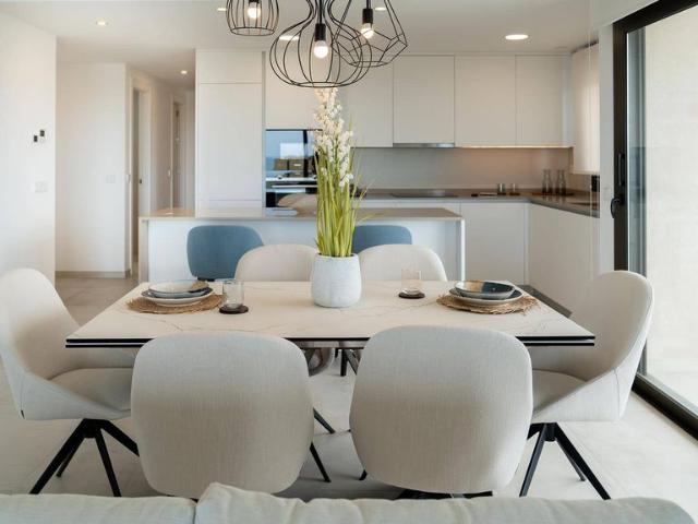Piso de alto standing de 158 m2 en venta en Estepona, España