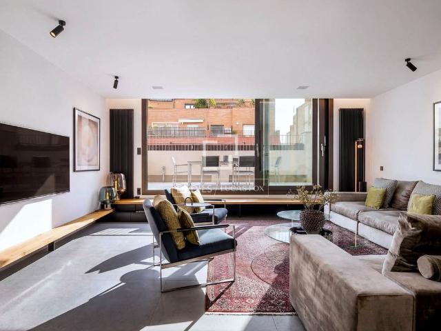 Piso de alto standing de 150 m2 en alquiler en Barcelona, Cataluña