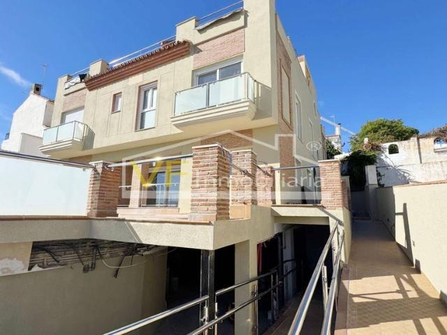 Piso de alto standing de 150 m2 en venta en Torremolinos, Andalucía